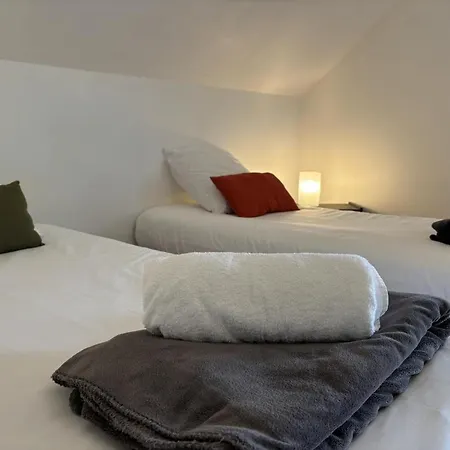 Vakantiehuis Rural Renove Avec Charme A Marcillat, Jardin Et Terrasse - Fr-1-489-369 *