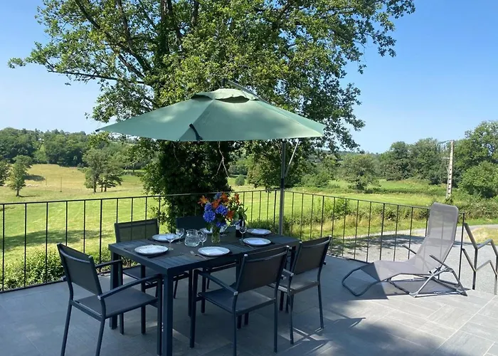 Holiday home Rural Renove Avec Charme A Marcillat, Jardin Et Terrasse - Fr-1-489-369 *