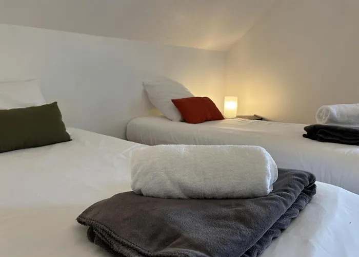 Holiday home Rural Renove Avec Charme A Marcillat, Jardin Et Terrasse - Fr-1-489-369 *