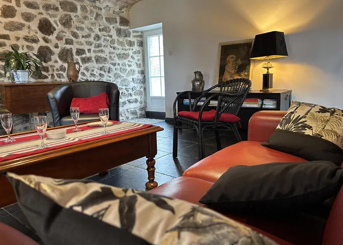 Rural Renove Avec Charme A Marcillat, Jardin Et Terrasse - Fr-1-489-369 Holiday home