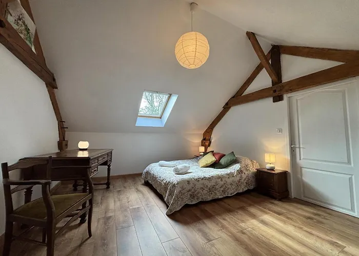 Rural Renove Avec Charme A Marcillat, Jardin Et Terrasse - Fr-1-489-369 *