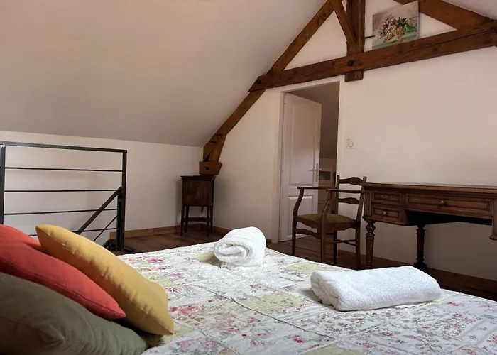 Holiday home Rural Renove Avec Charme A Marcillat, Jardin Et Terrasse - Fr-1-489-369 Marcillat-en-Combraille